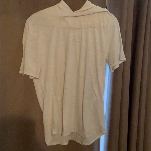 Threads 4 Thought Other - Men’s large hooded shirt sleeve shirt